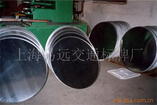 上海易遠(yuǎn)交通標(biāo)牌廠 專注反光交通標(biāo)牌的品質(zhì)護(hù)航者